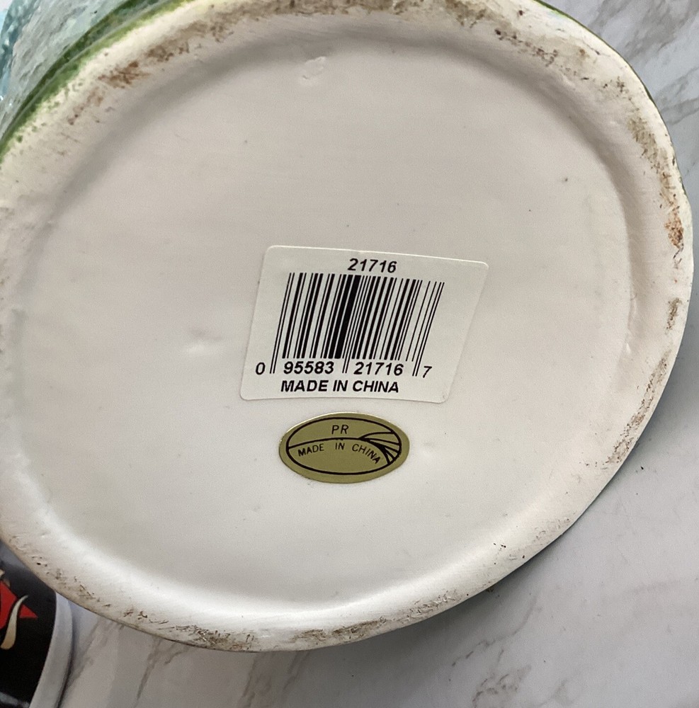 Ceramic Watering Can With Peeping Bunny In Excellent Condition.