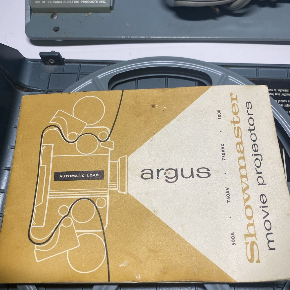 Argus Showmaster 500-A 8MM Projector