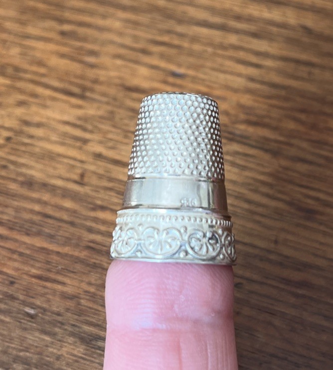 Vintage Sterling Silver Embossed Design Thimble, marked 925