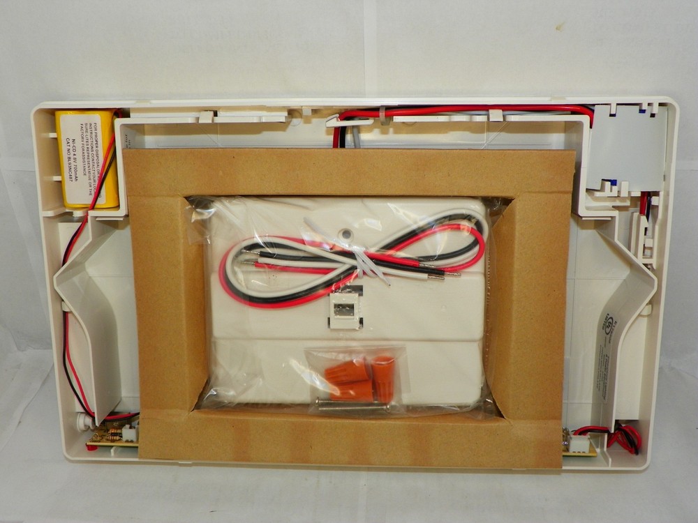 LED EMERGENCY EXIT LIGHTING FIXTURE