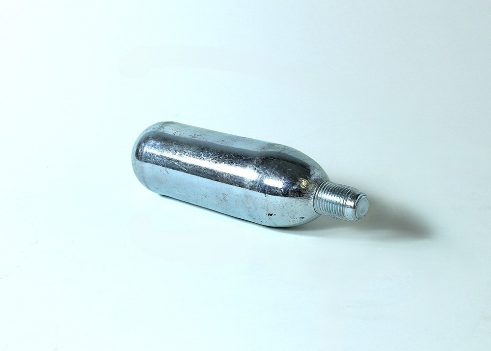 RedRock 74 Gram CO₂ Cartridges – 5/8" Thread | Beverage Grade Gas | 2 Pack