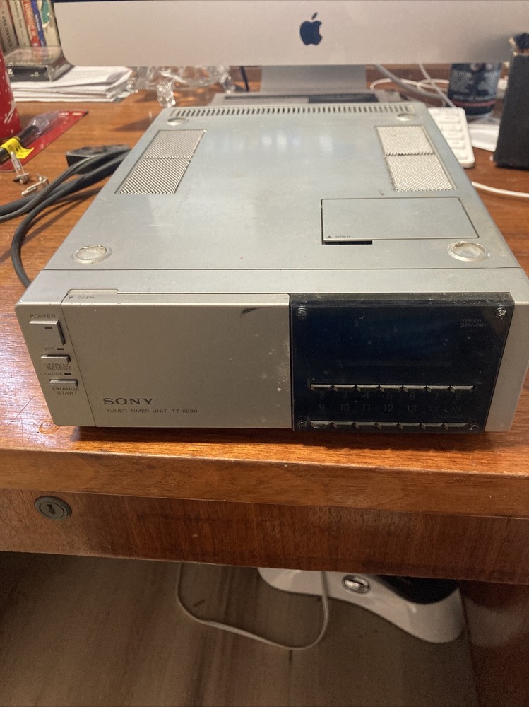 Vintage SONY TT-2000 Programmable Betamax Portable Tuner Timer Unit
