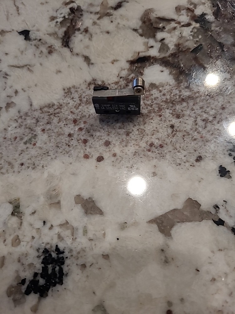 Cherry DB1 Micro Button, Micro Switch with Lever, Subminiature Switch, NOS