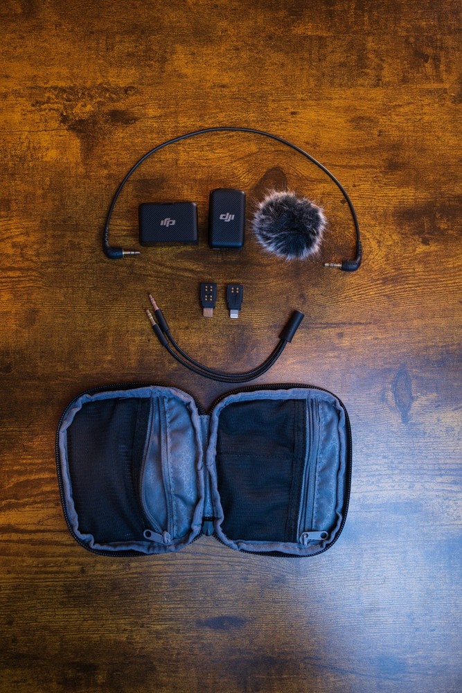 DJI Mic Clip-On Wireless Microphone Set Universal Compact w/ Accessories & Case