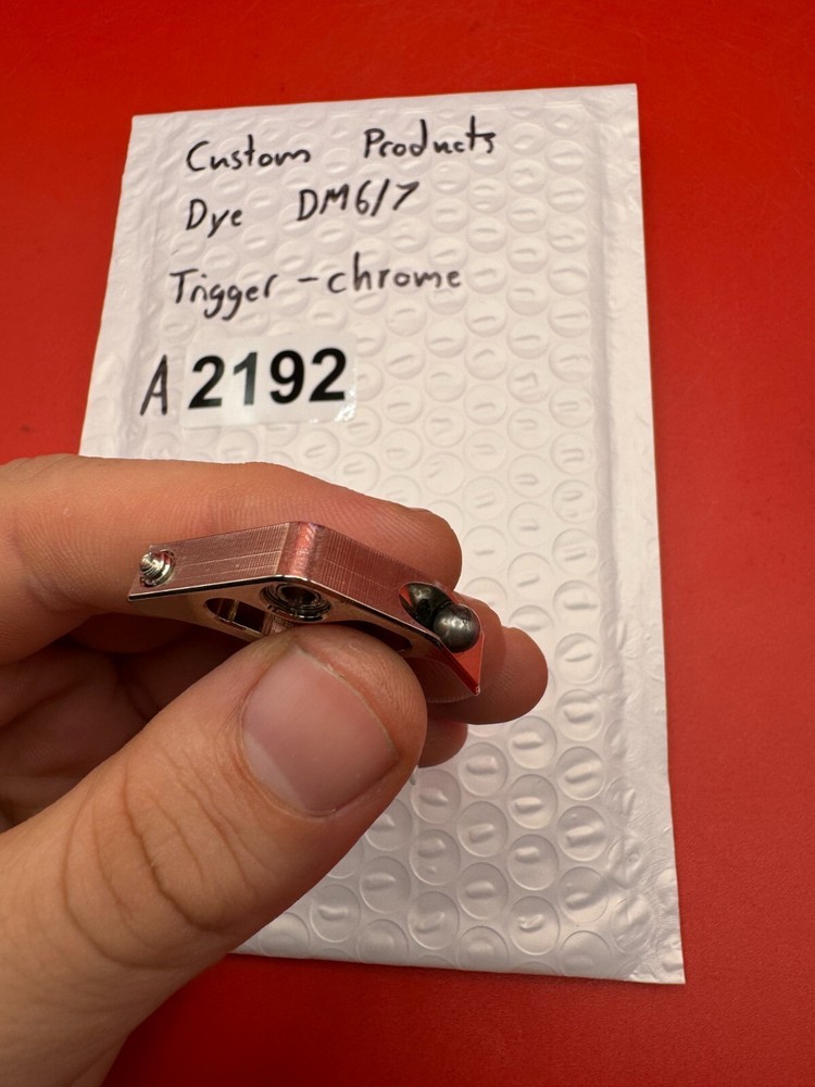 Custom products Dye DM6/7 Trigger-Chrome