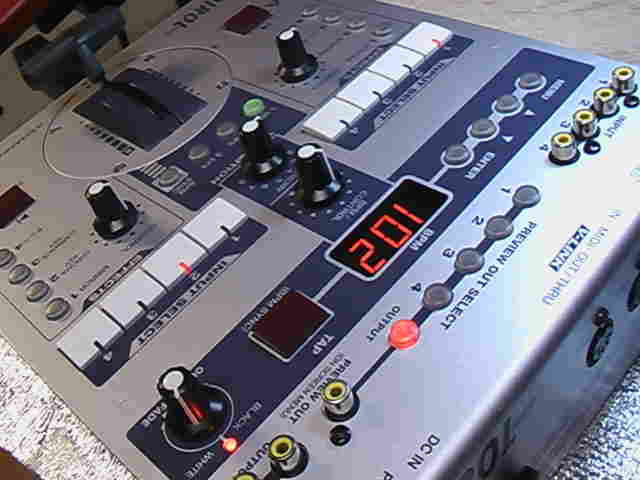 Edirol V-4 Video Switcher. Four-Channel