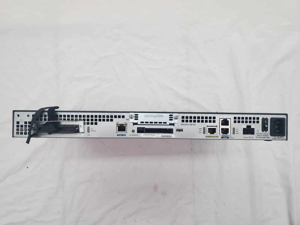 Cisco Systems 2400 Series IAD2431-8FXS Access Device Gateway Router