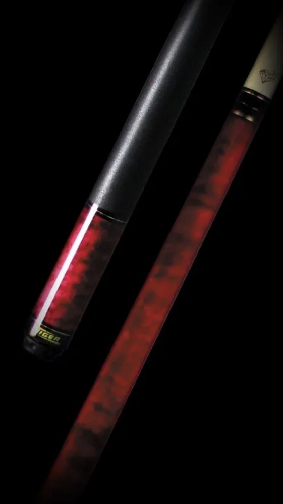 Tiger Classic 2 Series Cue (Red)