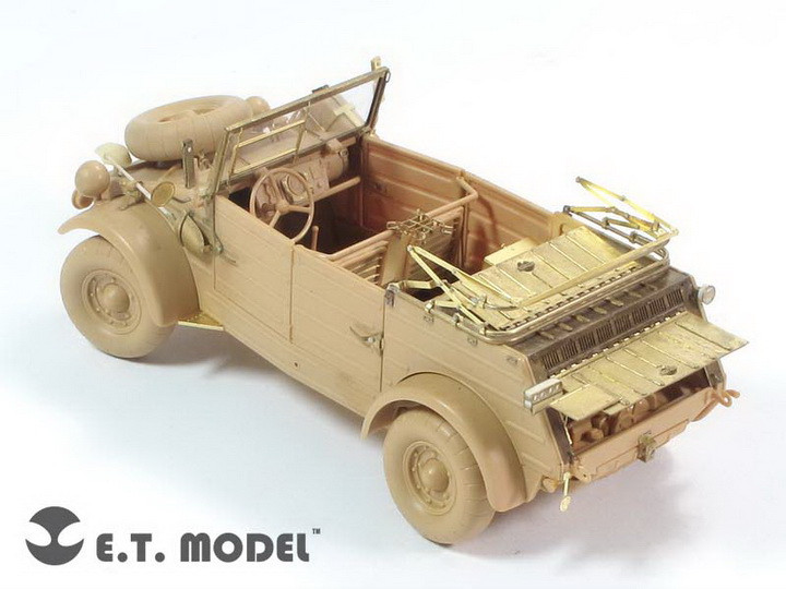 ET Model E35-129 WWII German Kübelwagen Type 82