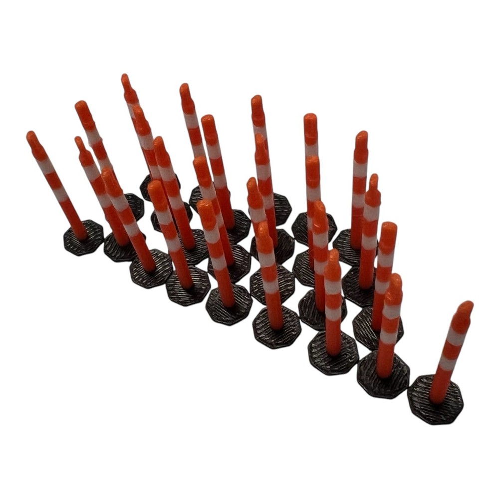1/50 Scale Traffic Delineators *24 Pack* White Bands