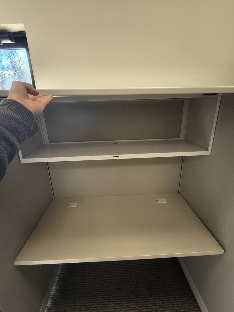 Office Cubicle Desks| Excellent Condition | Full SET!