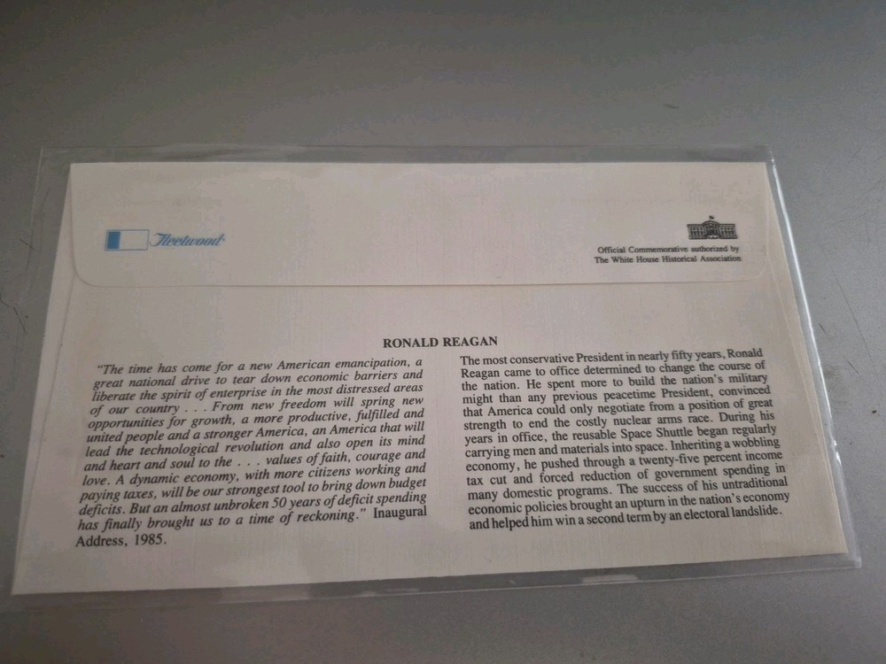 May 22 1986 Ronald Reagan First Day Issue Error Stamp & Envelopes
