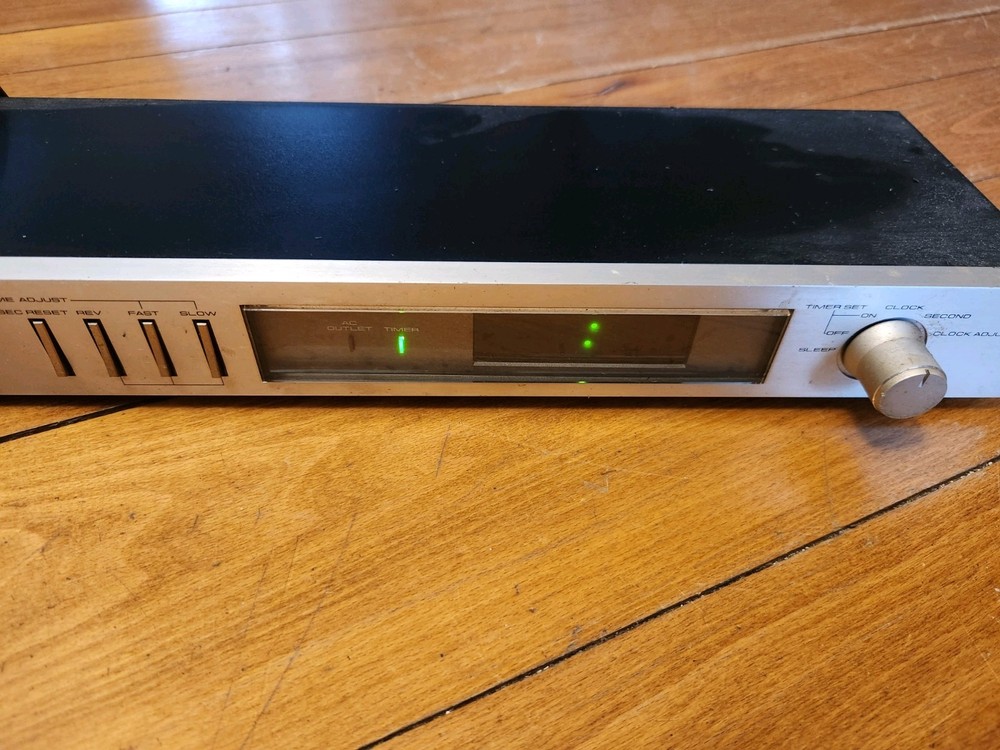 Pioneer Audio Digital Timer DT-550 Powers On
