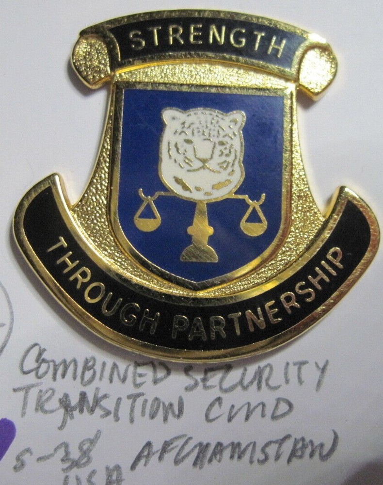 Army crest DUI DI CB COMBINED SECURITY TRANSITION COMMAND AFGHANISTAN S-38 USA