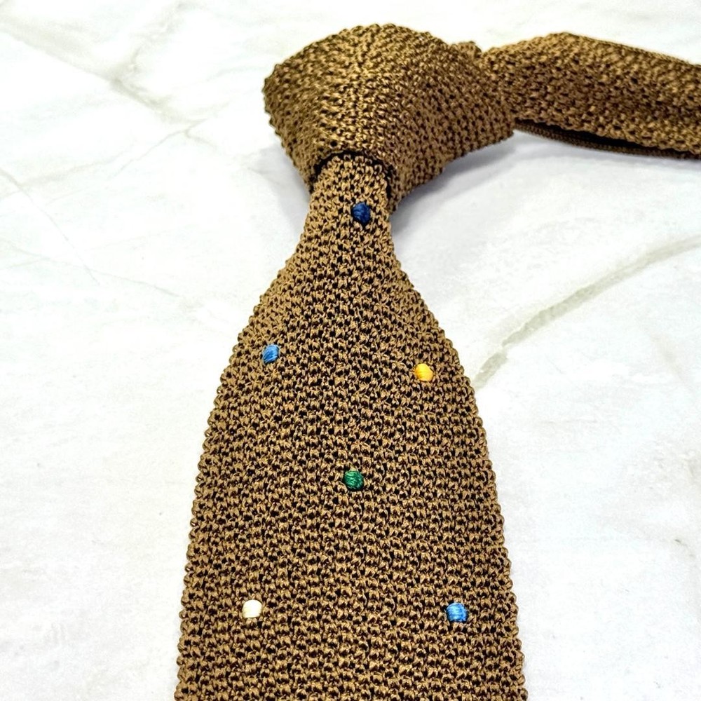 Hermes Brown Dot Pattern Knit Tie 100% Wool Excellent Condition