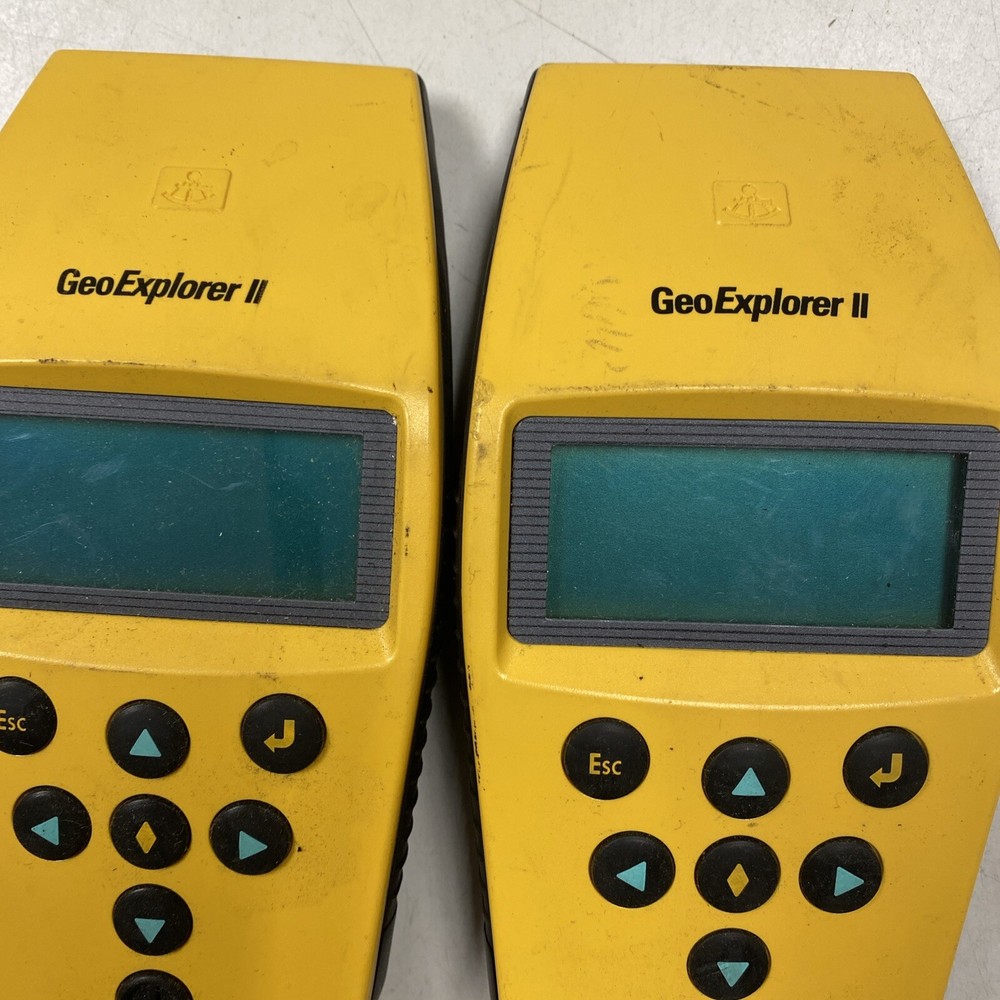 2 TRIMBLE GEOEXPLORER II - GPS MAPPING SYSTEM for parts only