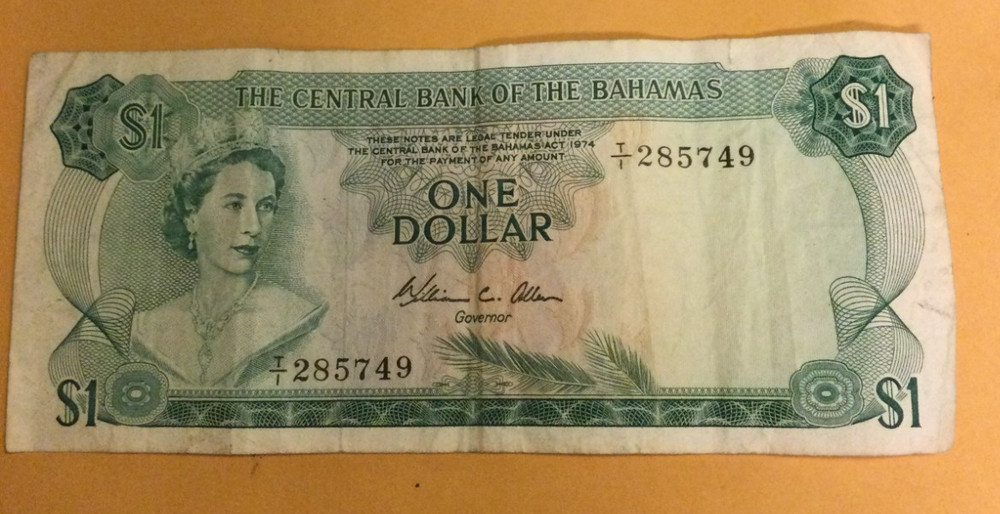 Bahamas $1 Dollar Banknote circulated