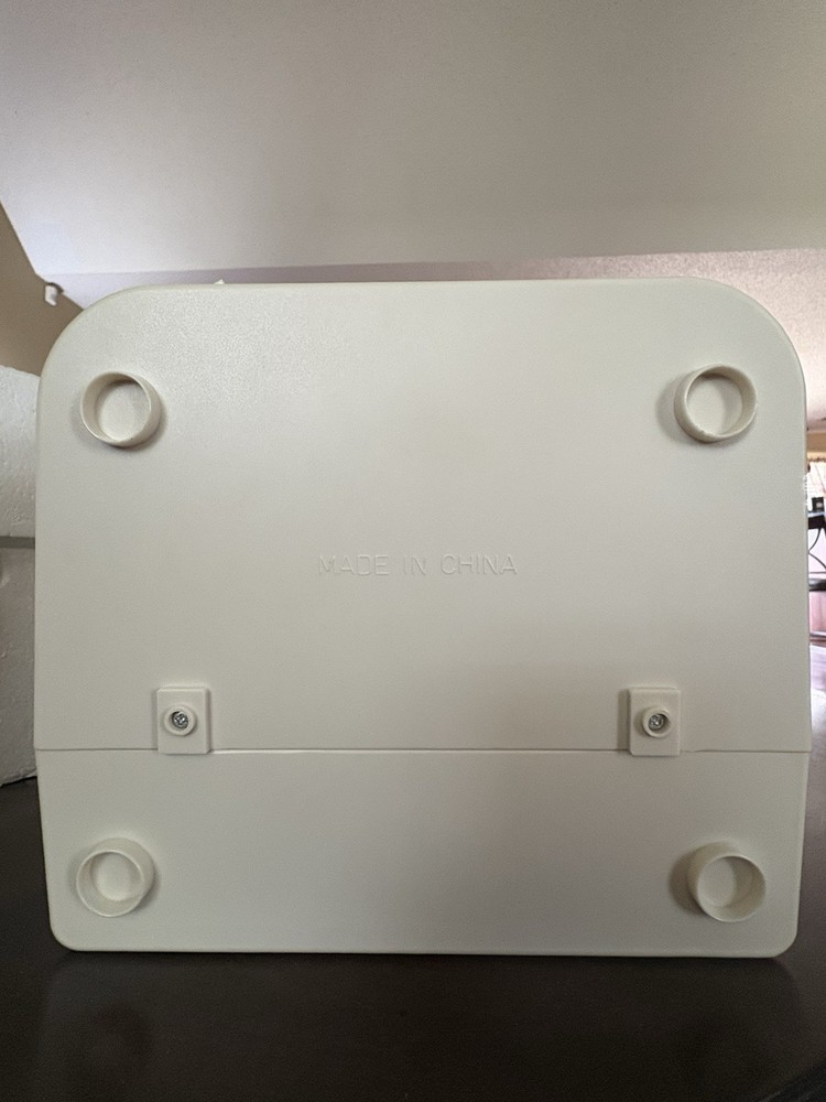 Vintage MICRO-SCIENCE MEGA SCREEN MICROSCOPE 62 PCS 1998-Used/Powers On