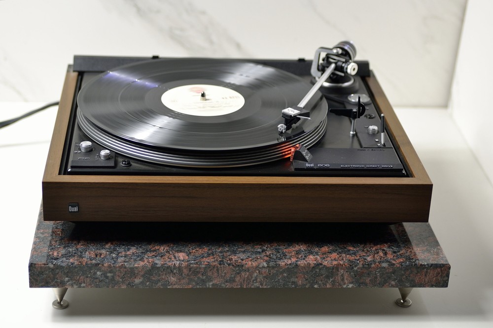 18x18x1.25 Vibration Control Granite Platform for Turntable,