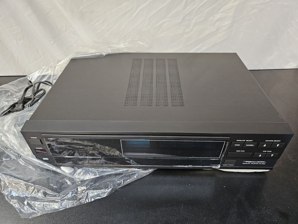 Realistic Satellite Receiver SR 2010