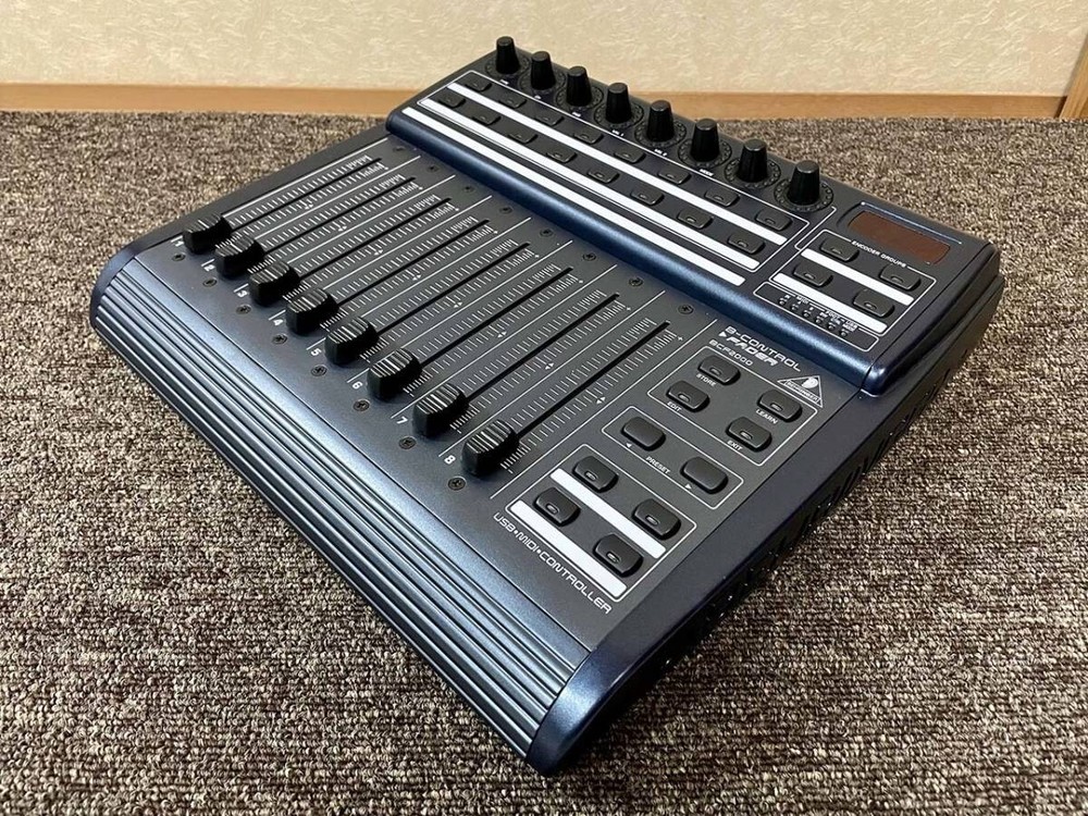 Behringer BCF2000 B-CONTROL FADER USB MIDI Controller Motorized Faders Working