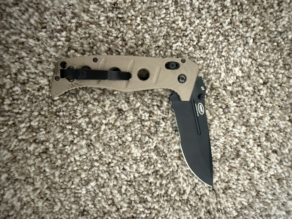 Benchmade Tactical folding Knife