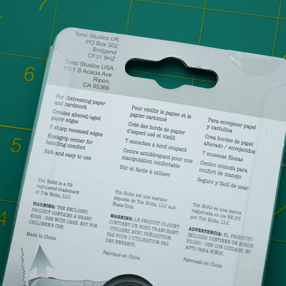 Tim Holtz ~ Tonic Studios ~ Paper Distresser