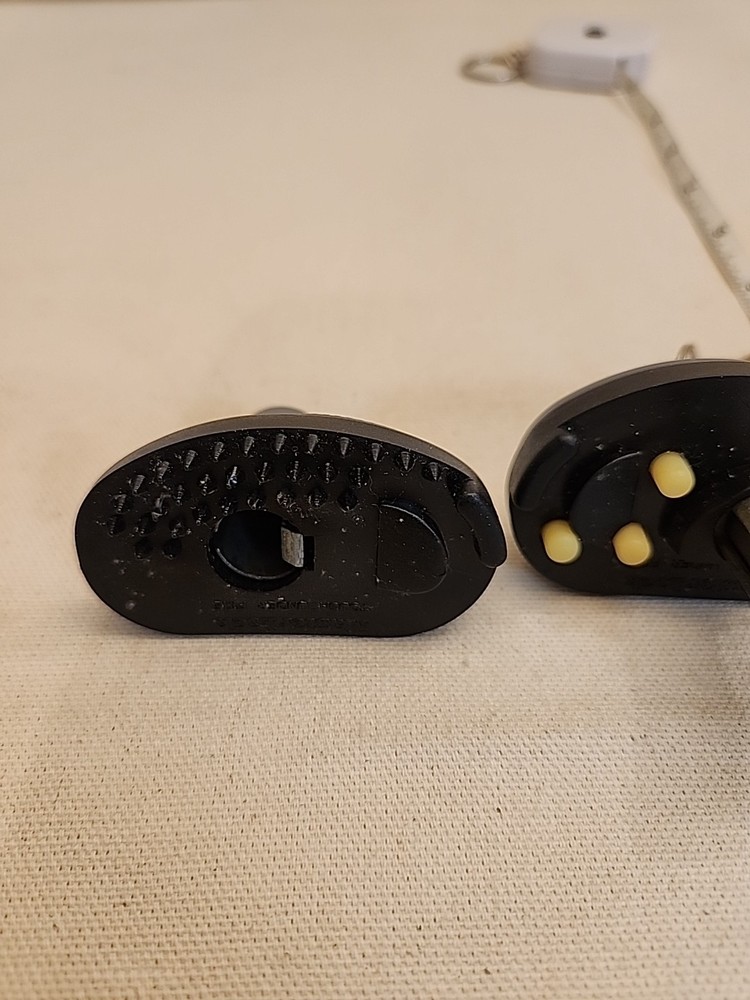 Master Lock 90 Gun Lock Trigger Lock with 2 keys blue