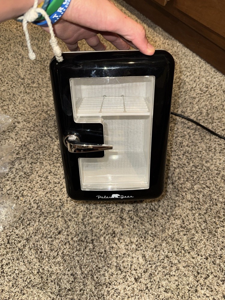 Polar Bear mini Fridge