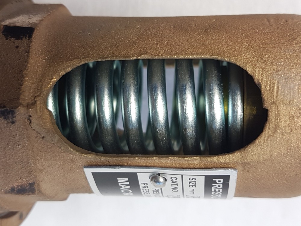 Mack 7938 Brass Valve Series B1 - 100 kPa - 25mm - 1-1/4 inch port - Unused