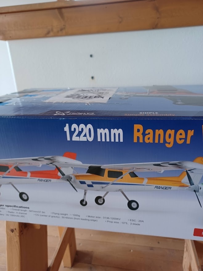 RC plane FMS 1220