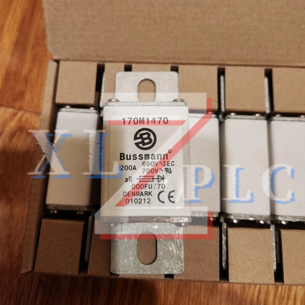 1PCS New Bussmann 170M1470  Fuse In Box*