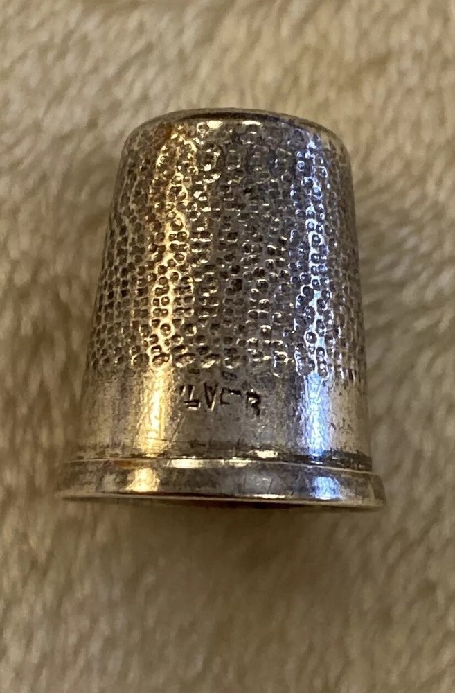 STERLING SILVER SEWING THIMBLE - Stamped Silver