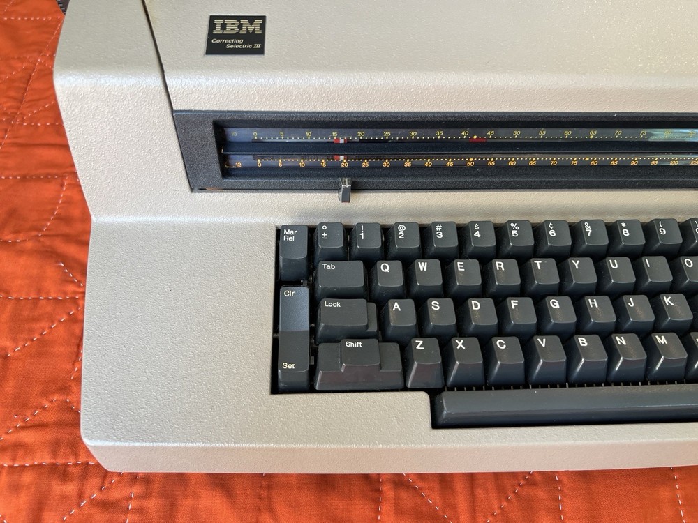 IBM Correcting Selectric III Electric Typewriter Beige