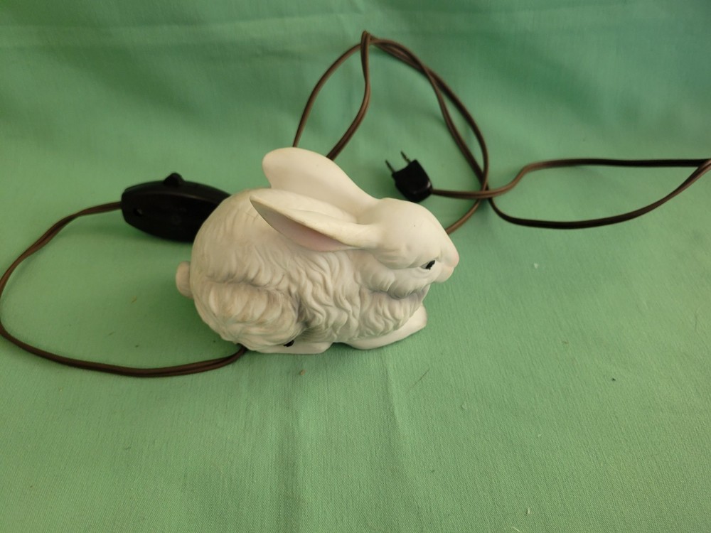 vintage 1960's-70's ceramic bunny night light