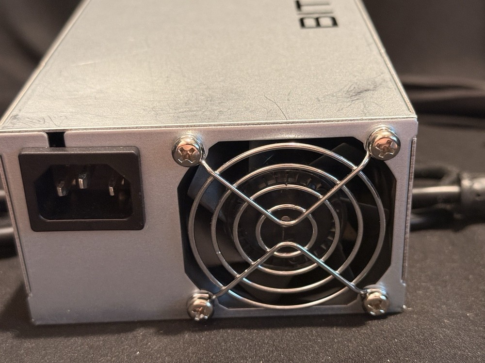 Bitmain APW3++ 1600W PSU w/ Power Cable – Powers On