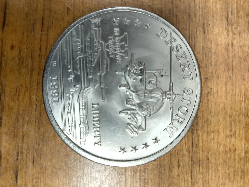 Authentic 1991 Desert Storm $5 Coin Apache attack Helicopter Hutt River Province