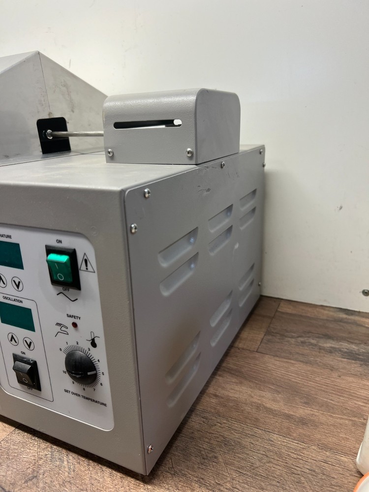 VWR Shaking Water Bath 1217