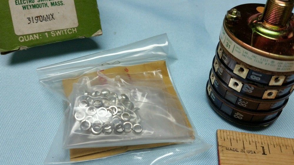 308-0653 ONAN SWITCH ELECTROSWITCH 31904NX NOS