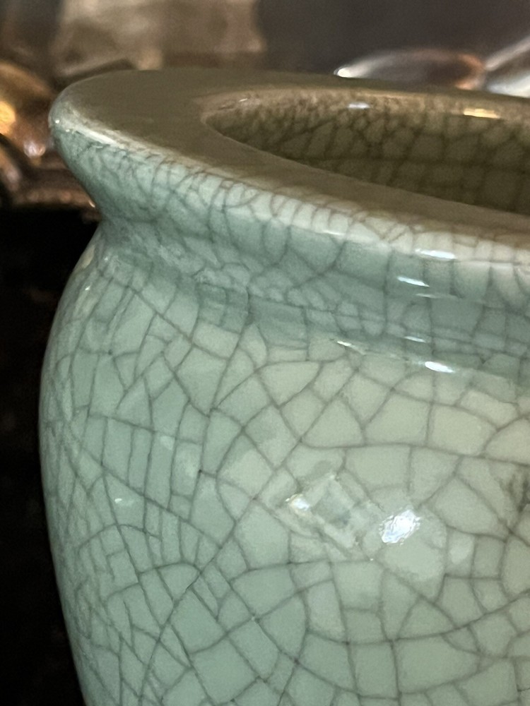 Pr celadon green planter