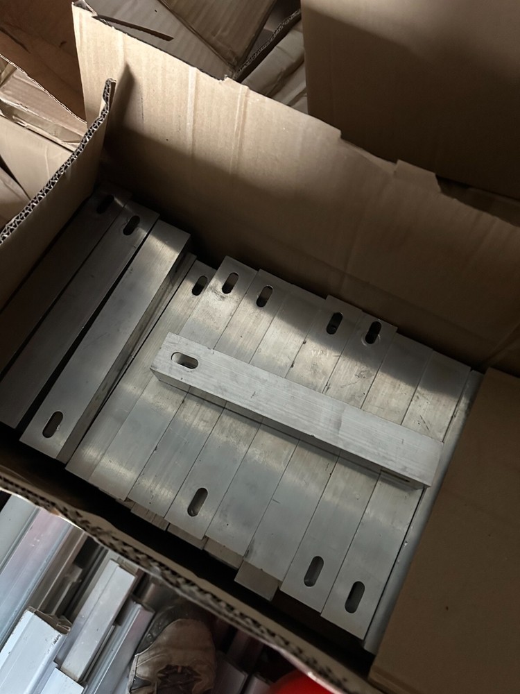 (367 Count) IronRidge Fixed Tilt Leg Kit 10" MIL