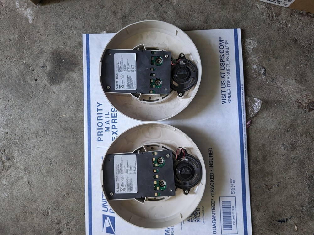 System Sensor B200SR-LF Intelligent Reversible Sounder Base without box & cover