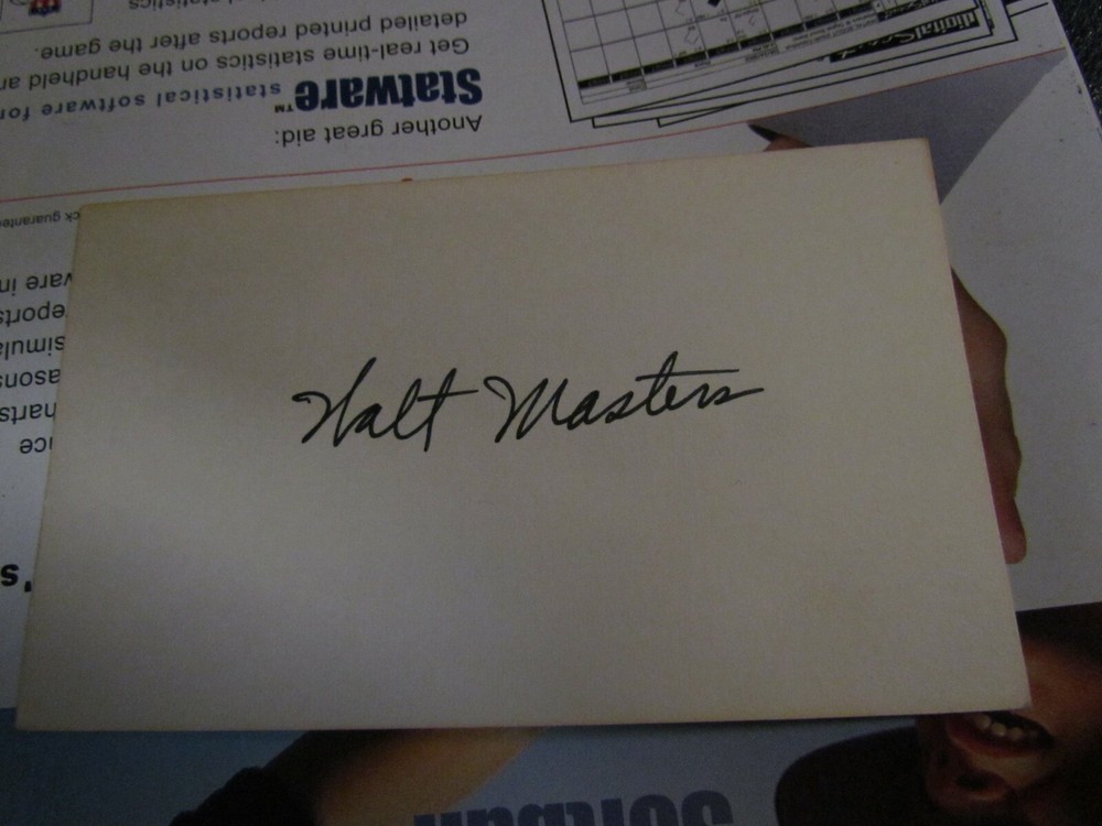 Walt Masters autographed index card