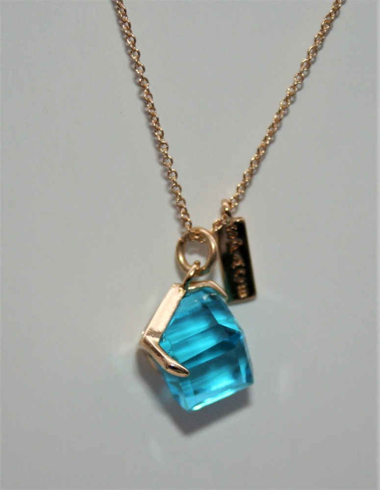 Marvel Comics Avengers Infinity War Blue Space Stone Necklace Pendant New Box