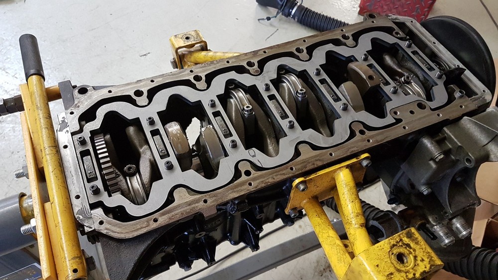 BMW S54 engine reinforcement girdle S54B32