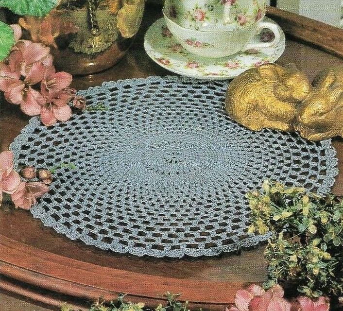 CLASSY CLUSTERS DOILY 12" HOME DECOR DIGEST SIZE CROCHET PATTERN INSTRUCTIONS