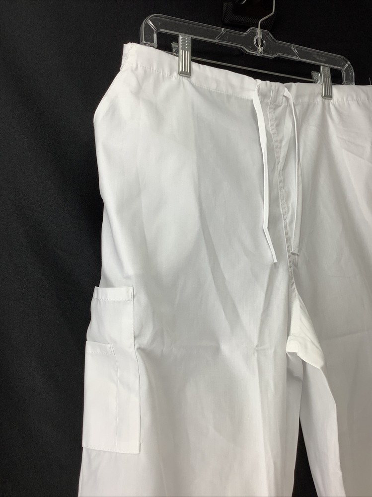 M&M Scrubs White Set Men's Women's Medium