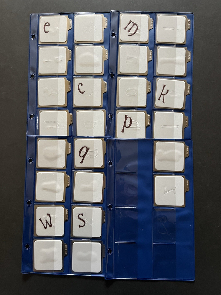Quickutz Alphabet ELIZA Complete Upper Case, Lower Case, Punctuation W/Binder