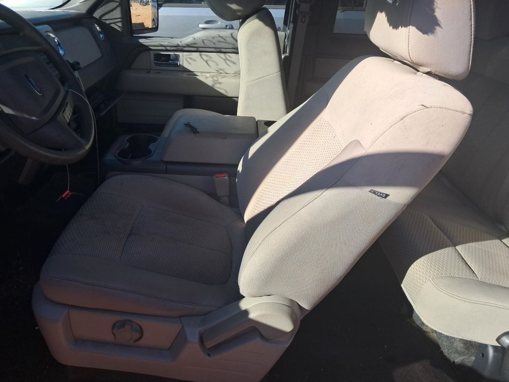 F150 2010 Glove Box 4826221