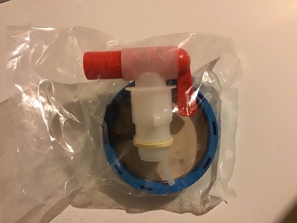 Ventless Water Spigot for WaterBrick Container